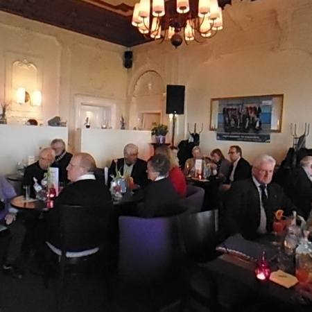 Größeres Bild ansehen